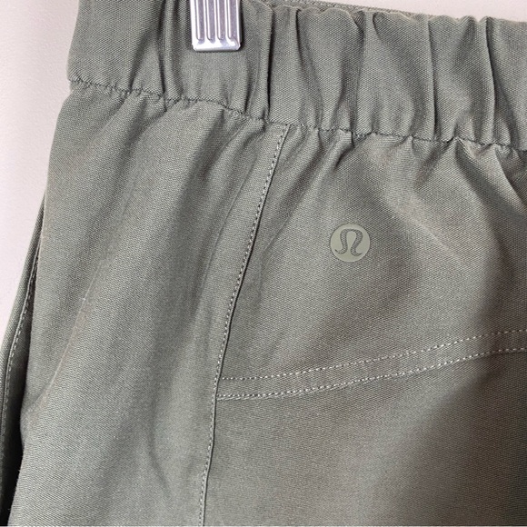 Lululemon Light Utilitech High Rise Cargo Pants Army Green - Picture 4 of 7